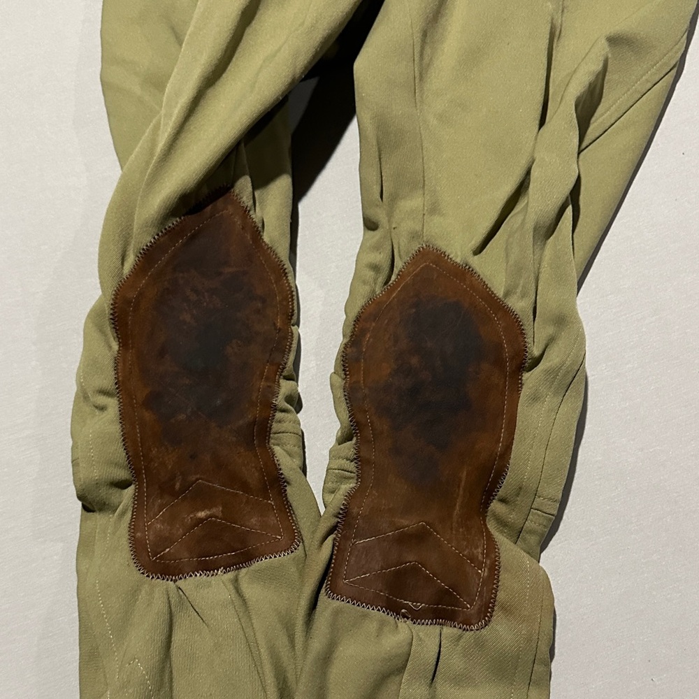 The Tailored Sportsman Khaki Breeches - Picture 6 of 8